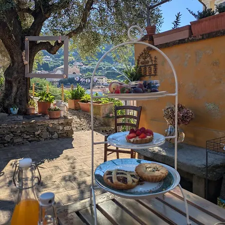 Casa Viola Dimora Di Campagna Bed & Breakfast Calice Ligure