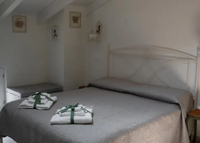 Casa Viola Dimora Di Campagna Calice Ligure